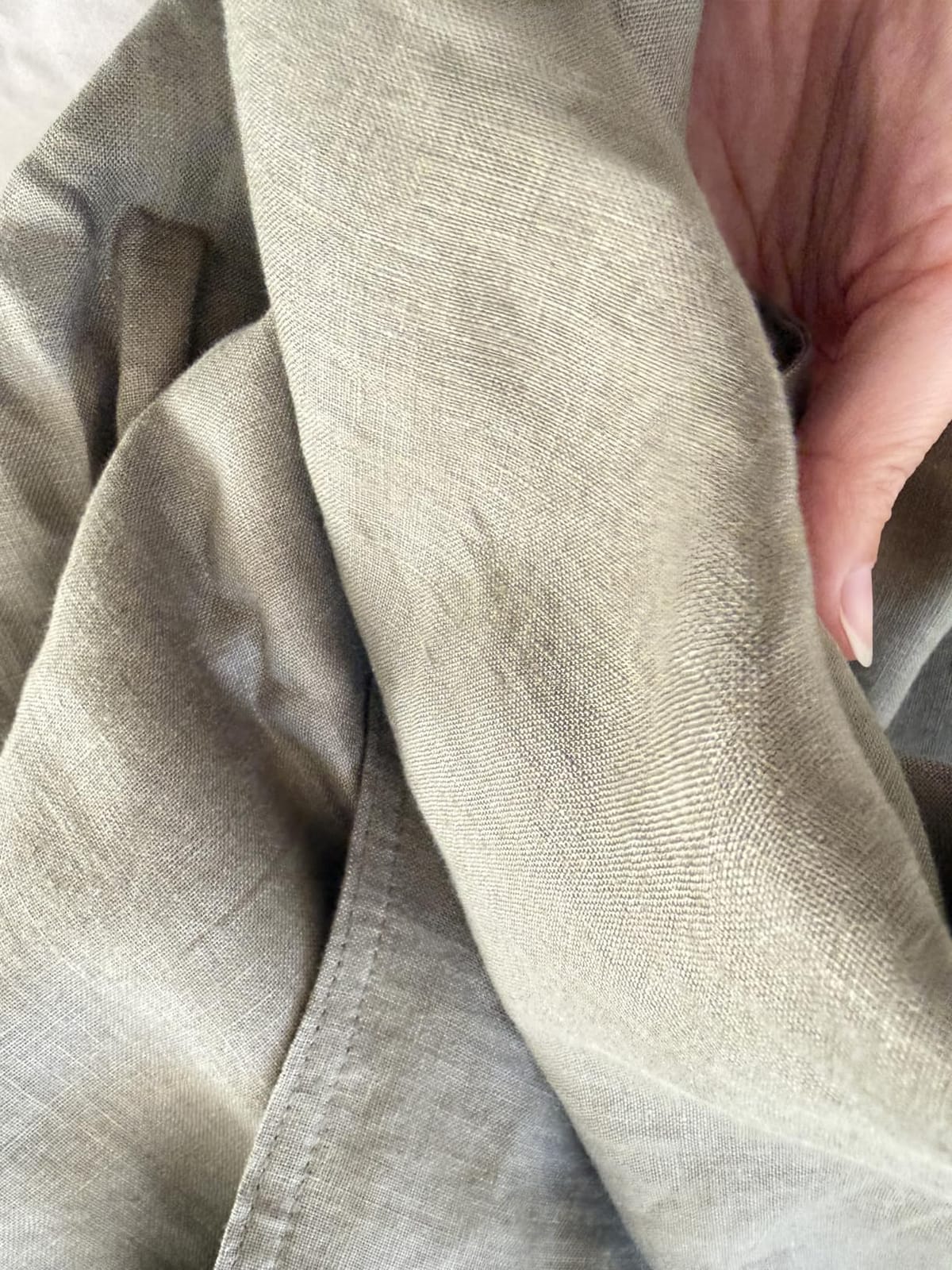 XZ XIFA 100% Washed French Flax Linen Duvet Cover Set - 3 Pieces, Cooling & Textured Farmhouse Bedding for Hot Sleepers, with Zipper Closure (Olive Green, Queen) customer photo 1