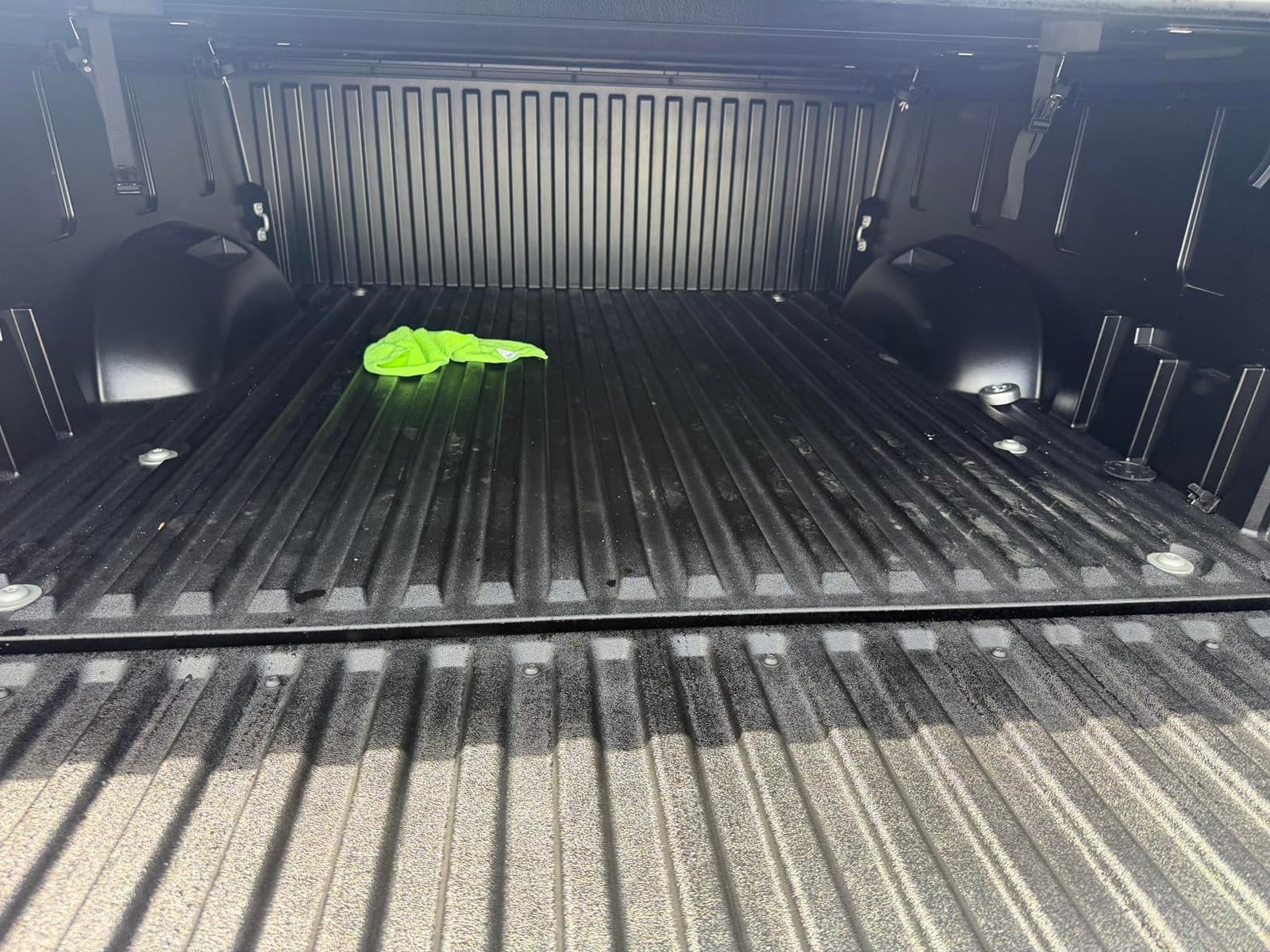 Toptiny Hard Folding Truck Bed Tonneau Cover HTF034 Fits 2022-2026 Toyota Tundra 5‘6