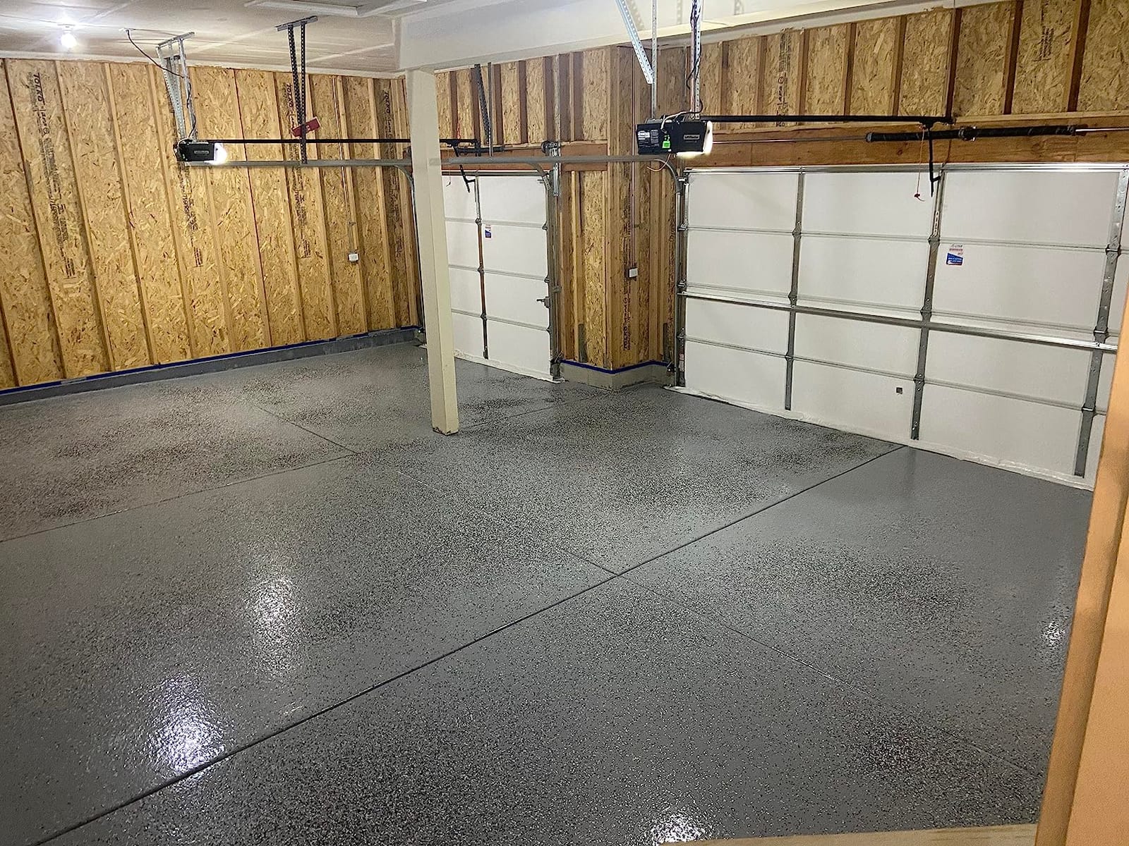 ArmorPoxy 100% Solids Garage Epoxy Floor Kit, Designer Gray, 300 Sq Ft 17pc customer photo 1