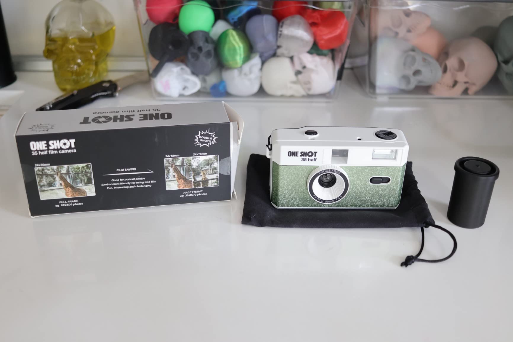 1 Shot Point and Shoot 35mm Film Camera, Reusable Retro Half Frame Camera, Built in Flash, Included One Roll ASA/ISO 400 Black & White Film 18 Exp., (36 Shots) Battery Not Included (Brown Color) customer photo 2