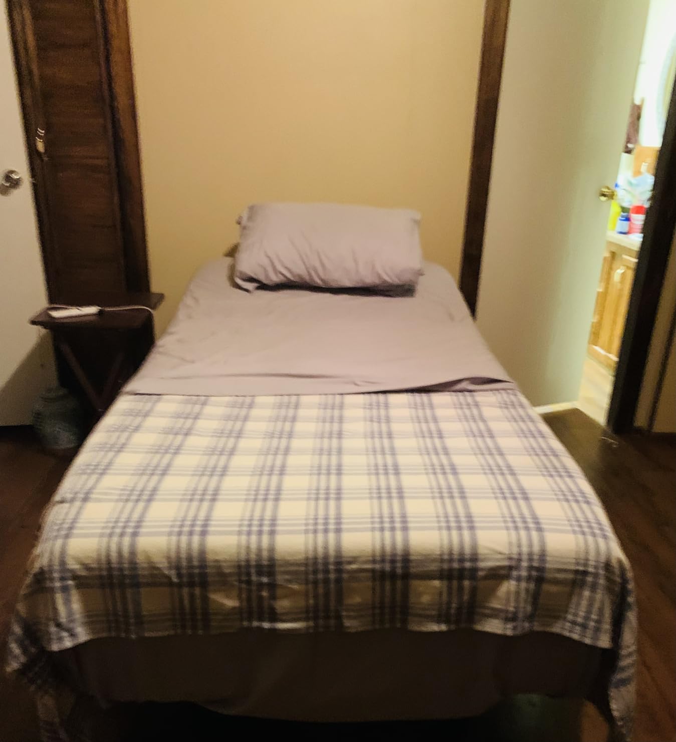 SFE Twin XL Adjustable Bed Frame and Mattress - 12