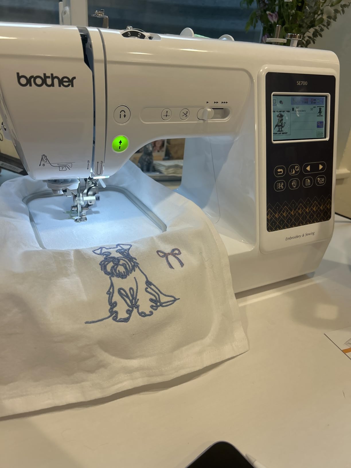 Brother SE700 Sewing and Embroidery Machine, Wireless LAN, 8 included Ft customer photo 2