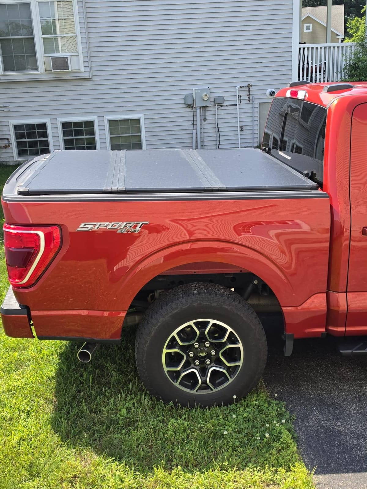 Tutel Hard Shell Folding Truck Bed Tonneau Cover|Fits 2015-2026 Ford F150 6'5