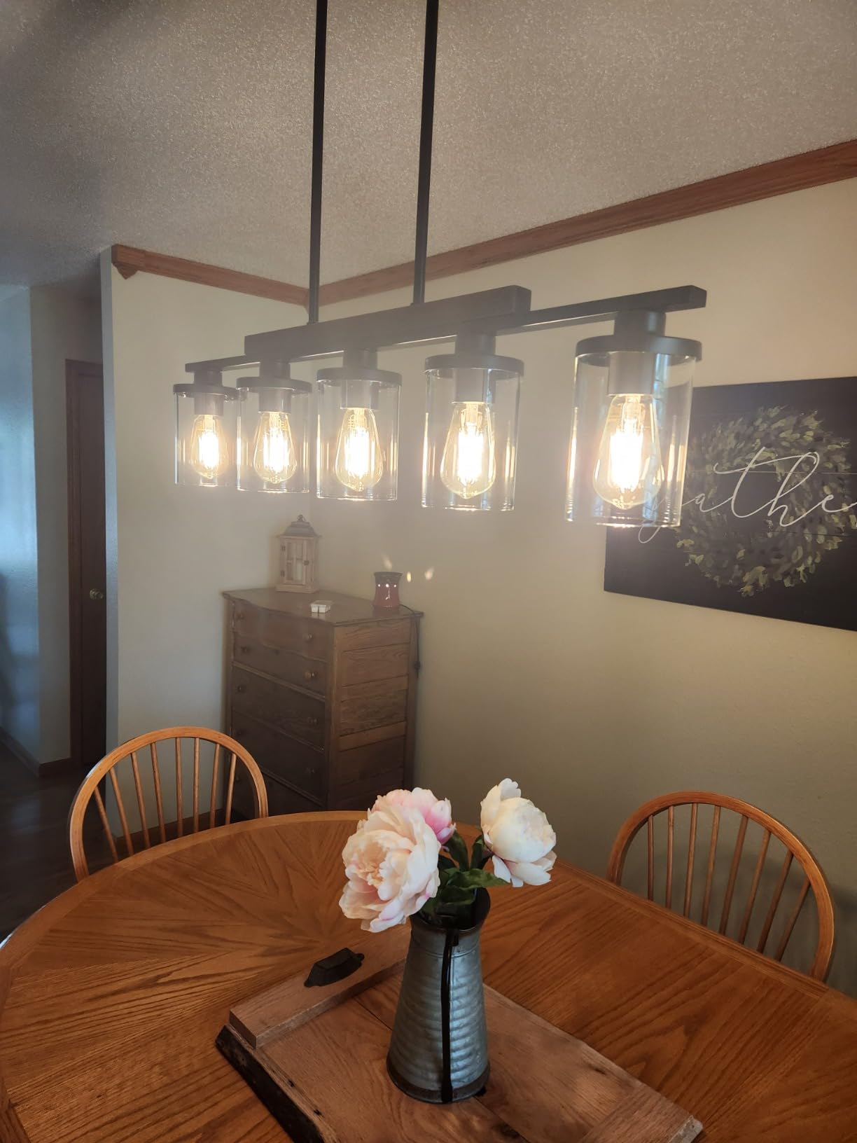 28-Inch Wagon Wheel Chandelier, 6-Light Farmhouse Dining Room Light Fixture Over Table, Round Matte Black Rustic Wood Ceiling Hanging Pendant Light with Clear Glass Shade customer photo 2
