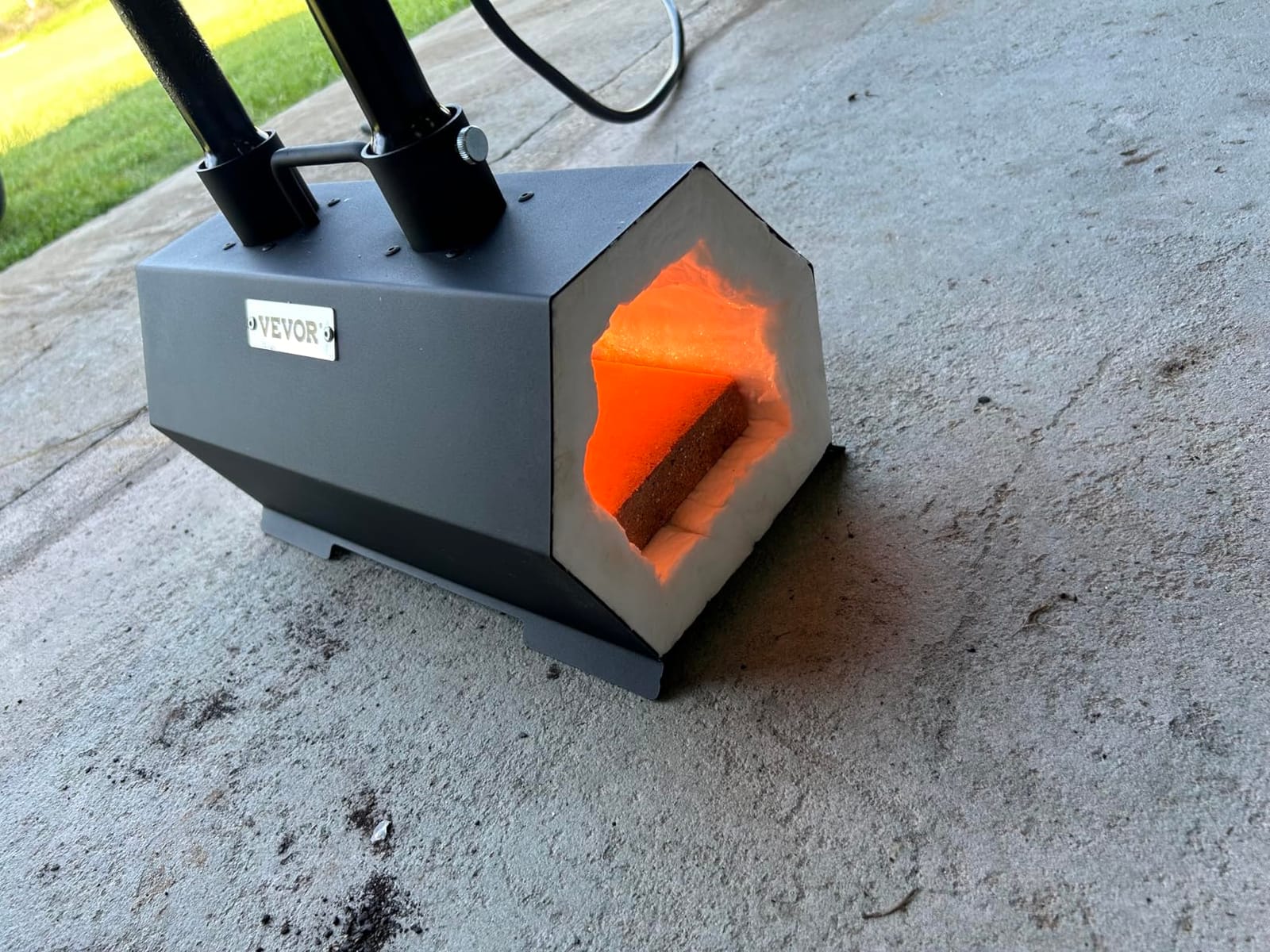 VEVOR Portable Propane Forge, Double Burner Tool and Knife Making, 2600°F customer photo 2