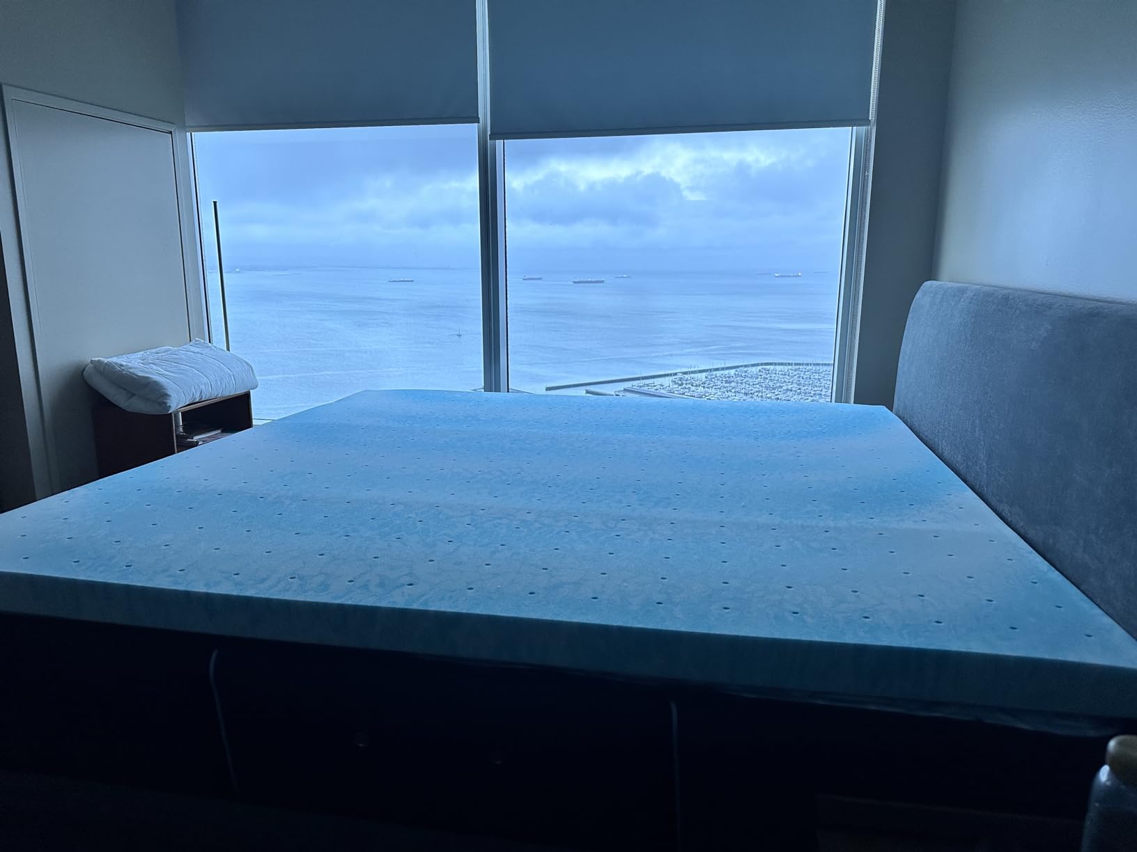 PERLECARE 3 inch Queen Ventilated Memory Foam Mattress Topper, Blue customer photo 2