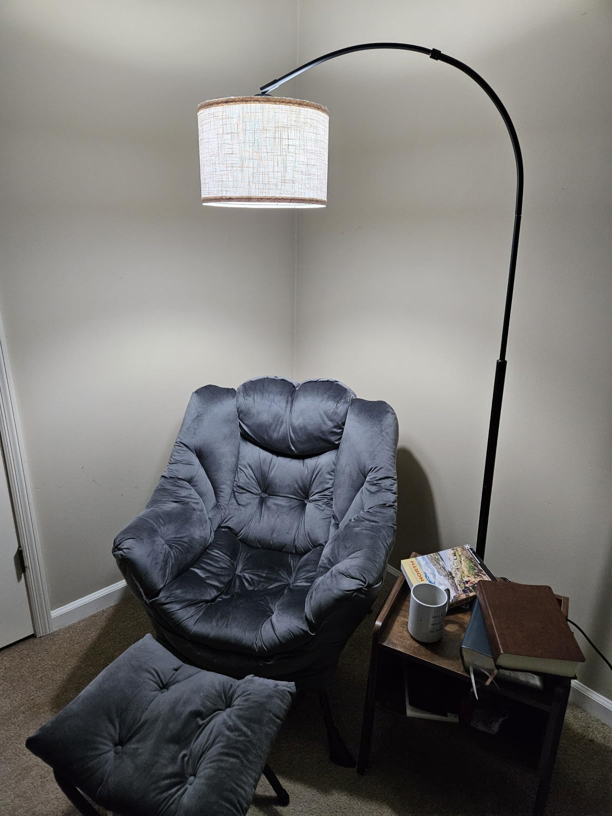 Gold Floor Lamp, Arc Floor Lamp for Living Room with Adjustable Drum Lampshade, Modern Tall Standing Lamp with On/Off Foot Switch, Over Couch Arched Reading Light for Reading, Bedroom, Office customer photo 2