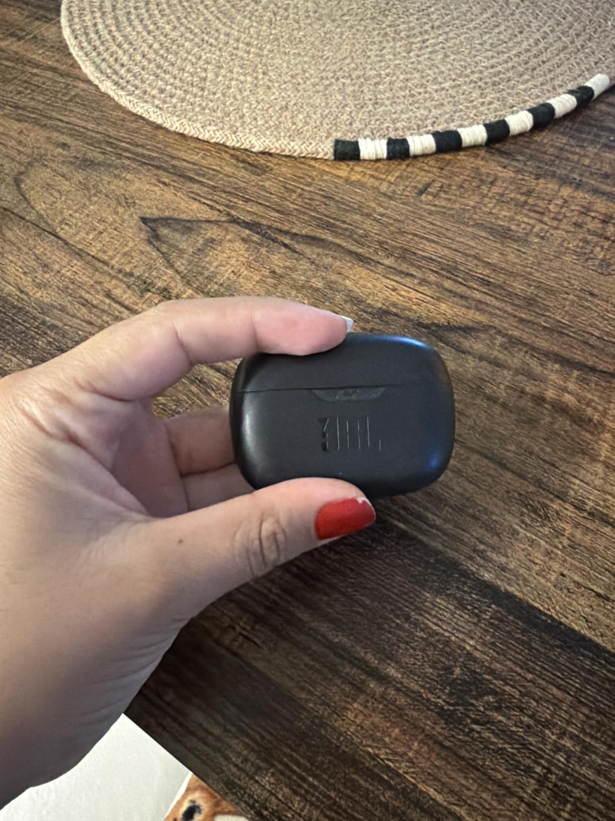 JBL Vibe Beam - True Wireless Earbuds - Black customer photo 1