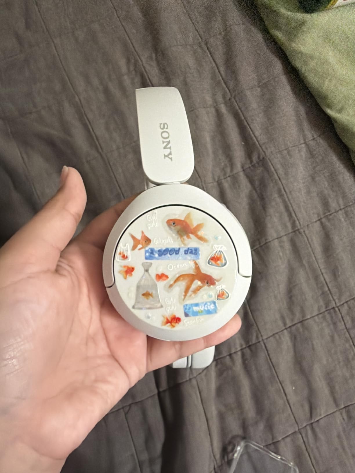 Sony WH-CH520 Wireless On-Ear Bluetooth Headphones with Microphone, Blue customer photo 2