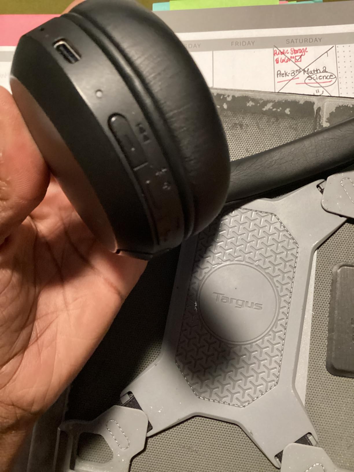 Sony WH-CH520 Wireless On-Ear Bluetooth Headphones with Mic, Cappuccino customer photo 1