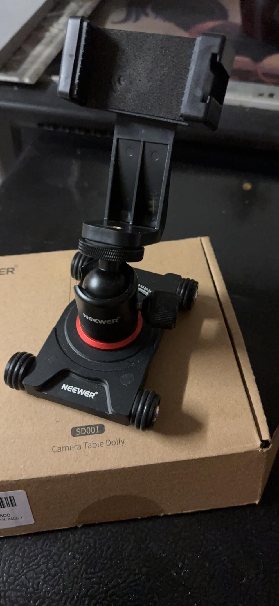 NEEWER Camera Slider Dolly with Ball Head & Phone Clamp, 4 Wheeled, SD001 customer photo 2