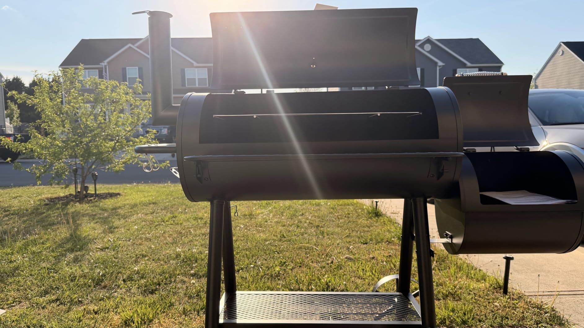 Sophia & William Charcoal Grills with Smoker Large 941 SQ.IN. Cooking Area customer photo 2