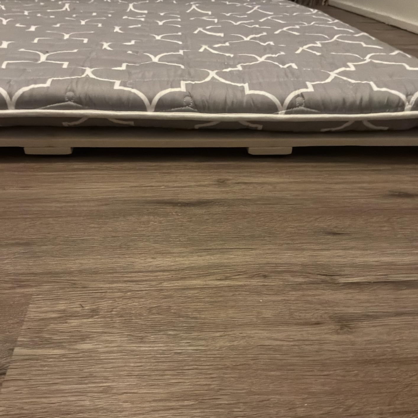 Foldable Floor Bed Frame, Breathable Wooden Roll-Up Slats Base for Japanese Futon Mattress, Low Profile Sleep Bedding (Queen) customer photo 2