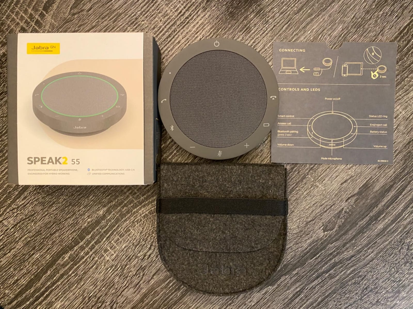 Jabra Speak2 55 Wireless Bluetooth Speakerphone - Portable Speaker with 4 Noise-Cancelling Mics, 50mm Full-Range Speakers & Wideband Audio - Certified Microsoft Teams Speaker - Dark Grey customer photo 1