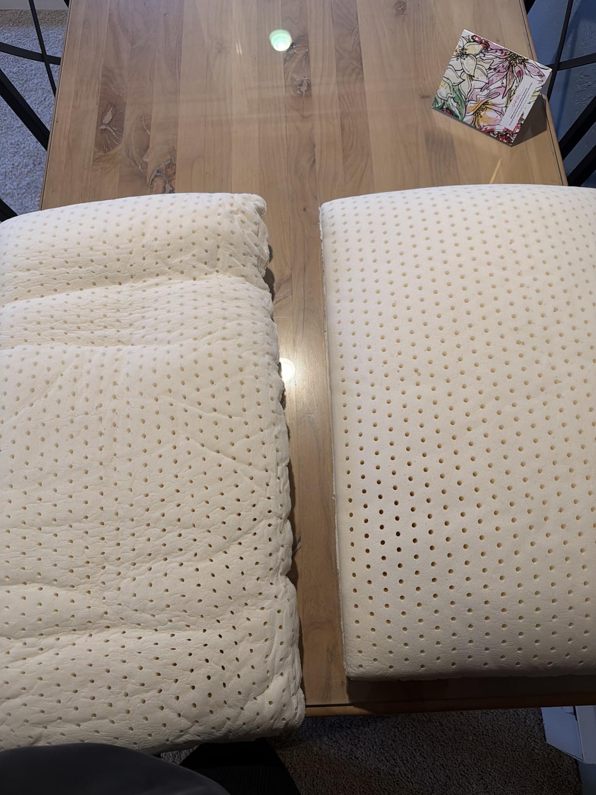 Kiss Dream 100% Natural Talalay Latex Pillow Sleeping Bed Pillows, Extra Soft Luxury Standard Pillow, Perfectly Aligns for Side/Back Pain, Stomach, Neck, Pressure Relief, Removable Cotton Cover customer photo 1