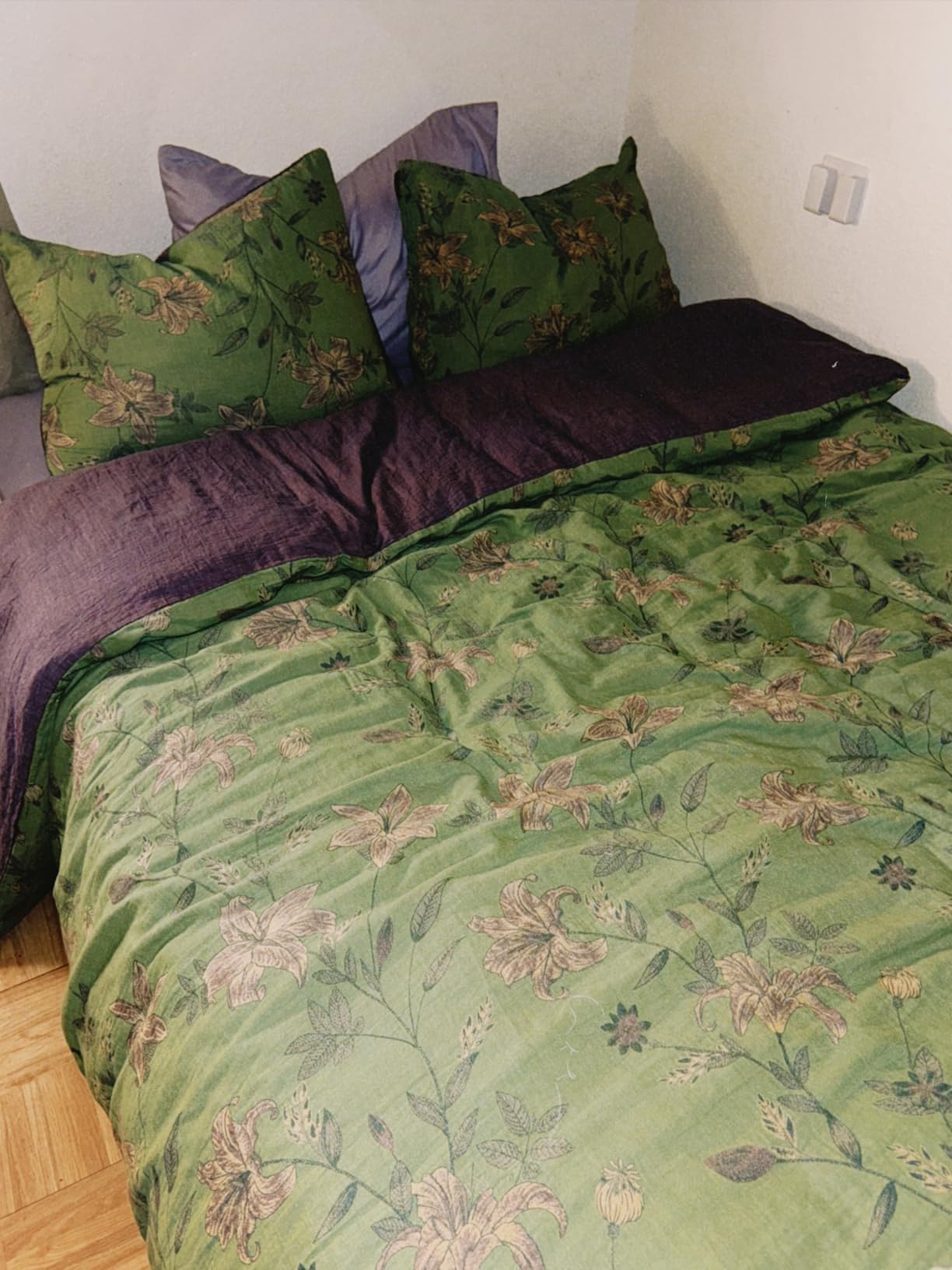 VM VOUGEMARKET Linen Cotton Jacquard Duvet Cover Queen, 3 Pcs Yarn-Dyed Textured Duvet Cover Set Green Purple Floral Bedding Breathable, Natural Wrinkled Look customer photo 1