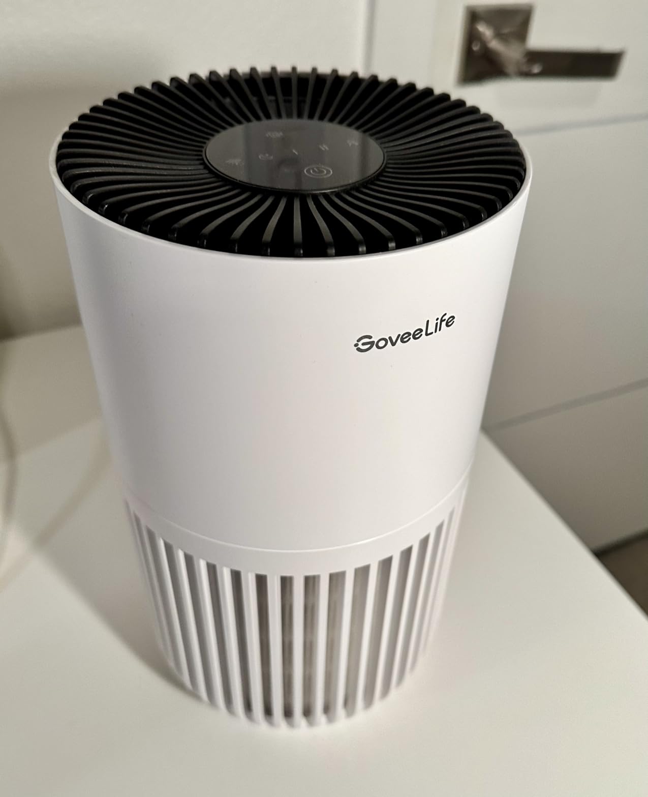 GoveeLife Smart Mini Air Purifier for Bedroom, with App & Alexa Control | HEPA Filter, Portable Air Cleaner with 3 Speeds, 2 Modes, Aroma for Pet Hair, Odors, Pollen, Home, White customer photo 2