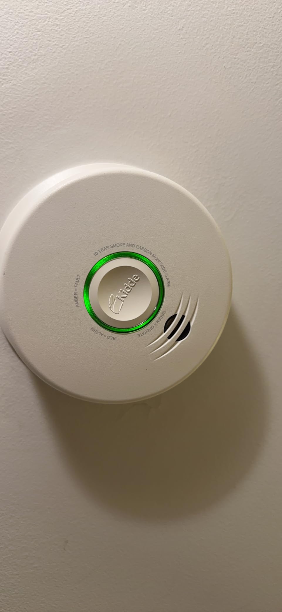 Kidde Smart Smoke Detector & Indoor Air Quality Monitor, WiFi, Alexa Compatible Device, Hardwired w/Battery Backup, Voice & App Alerts customer photo 2