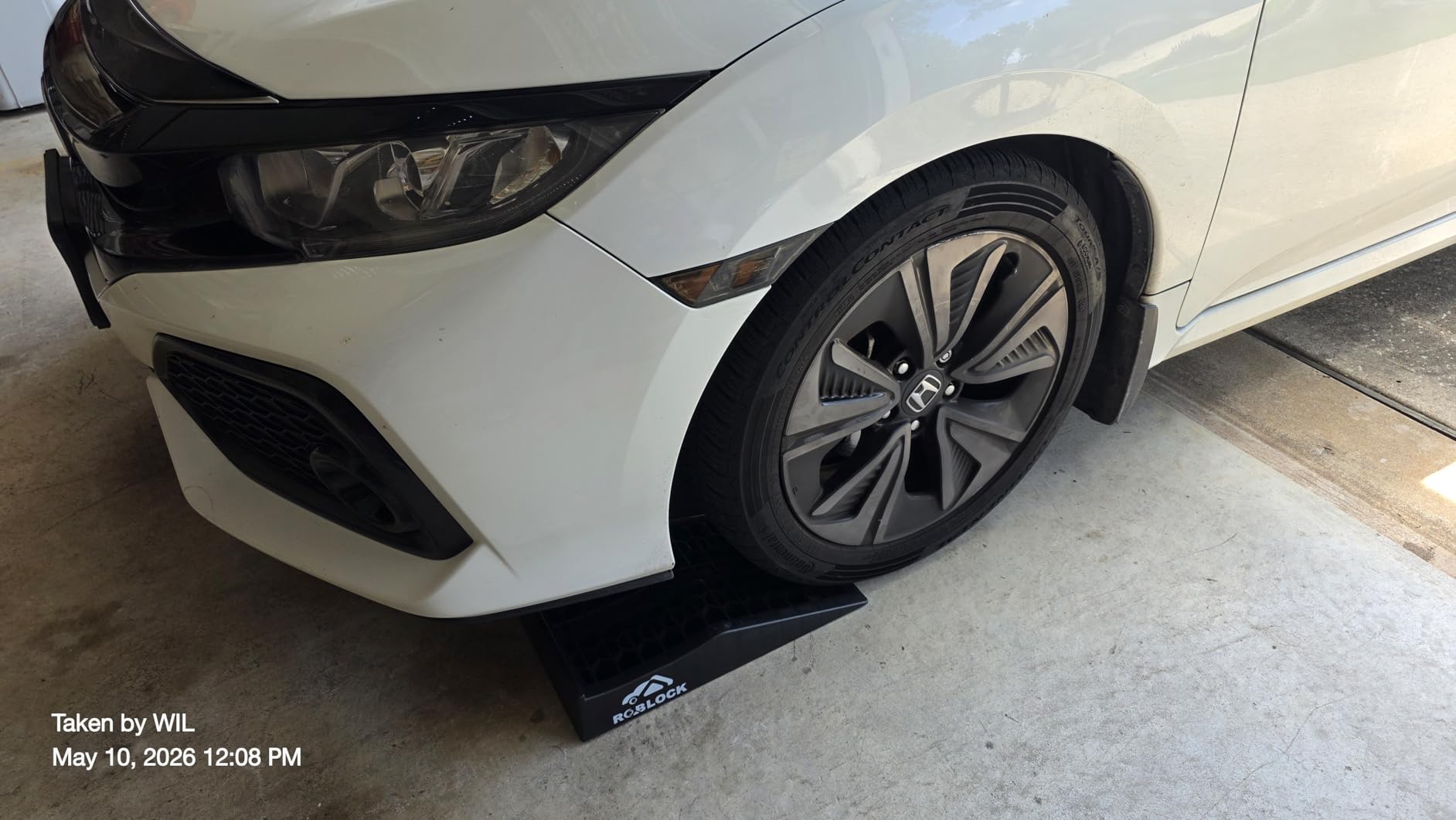 ROBLOCK Heavy Duty Car Ramps for Oil Changes and Jack Support, Portable Low Profile Car Ramps for High Lift, Vehicle Ramps for Garage, 31.5''x8.1''x4.9'', G.V.W 10000 LBS, 2 Packs customer photo 2