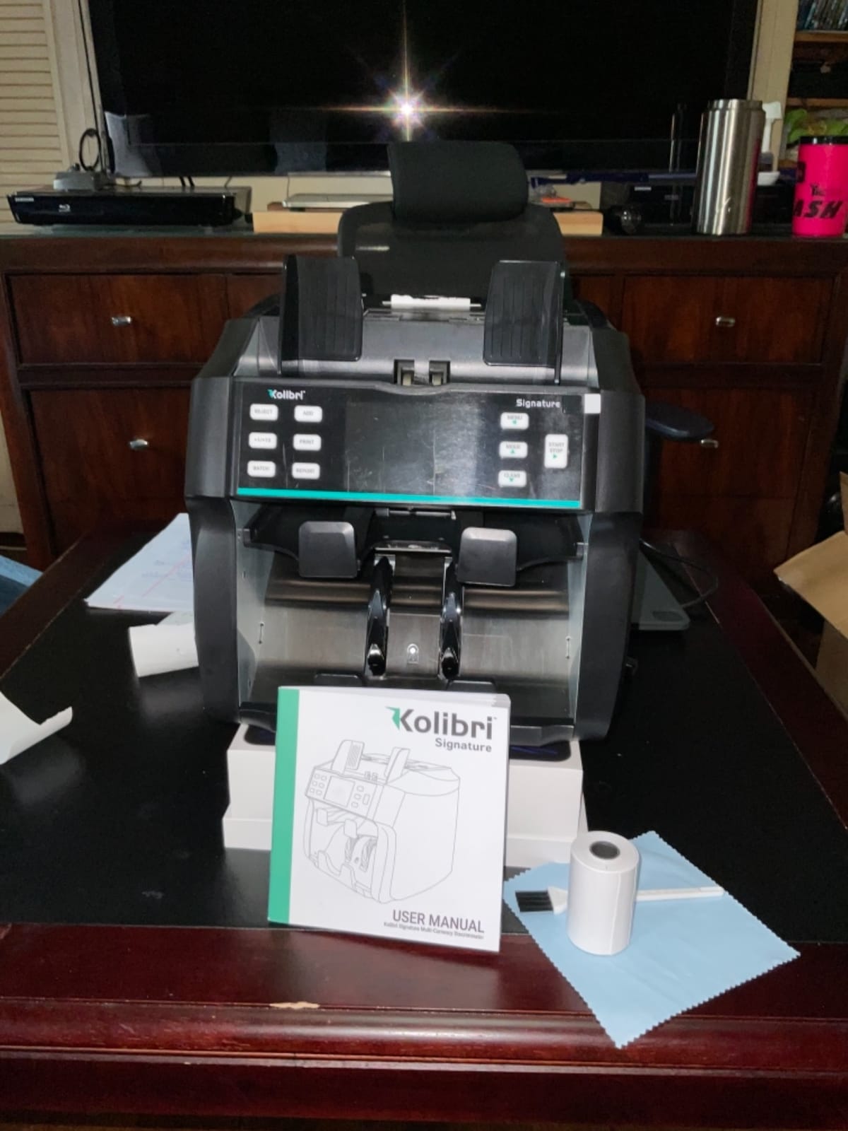 KOLIBRI Money Counter Machine I 4.5 TFT Display I Business Grade I Advanced IR/UV/MG/MT/DD/HLF Detection I Mixed Denomination (USD) I 1,200 Notes/Min I 3-Year Warranty I KBR-1500 V2 customer photo 1