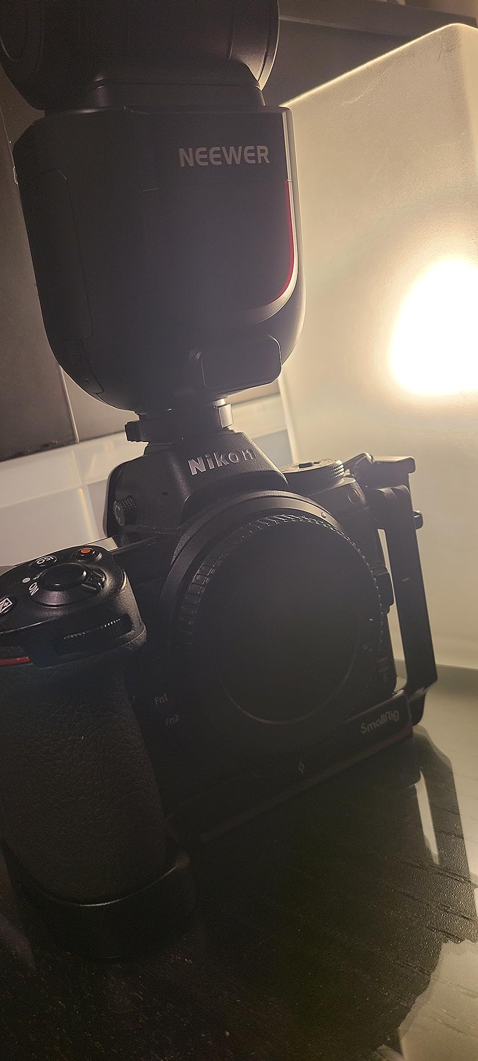 NEEWER Z1-N TTL Round Head Flash Speedlite for Nikon with Magnetic Dome Diffuser, 76Ws 2.4G 1/8000s HSS Speedlight, 10 Levels LED Modeling Lamp, 2600mAh Battery, 480 Full Power Shots, 1.5s Recycling customer photo 1