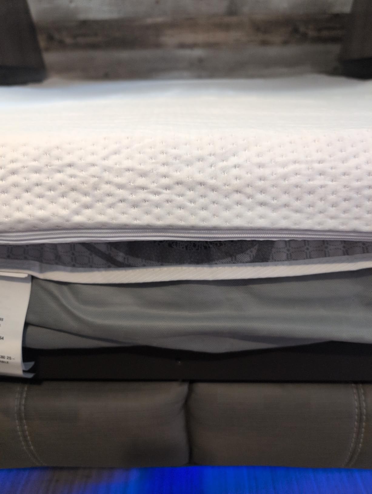 MUXHOMO 3 Inch 7-Zone Queen Mattress Topper, Egg Crate Memory Foam Mattress Topper Queen Size for Back Pain, Lavender Gel Infused Bed Pad, CertiPUR-US and Oeko-TEX Certification customer photo 1
