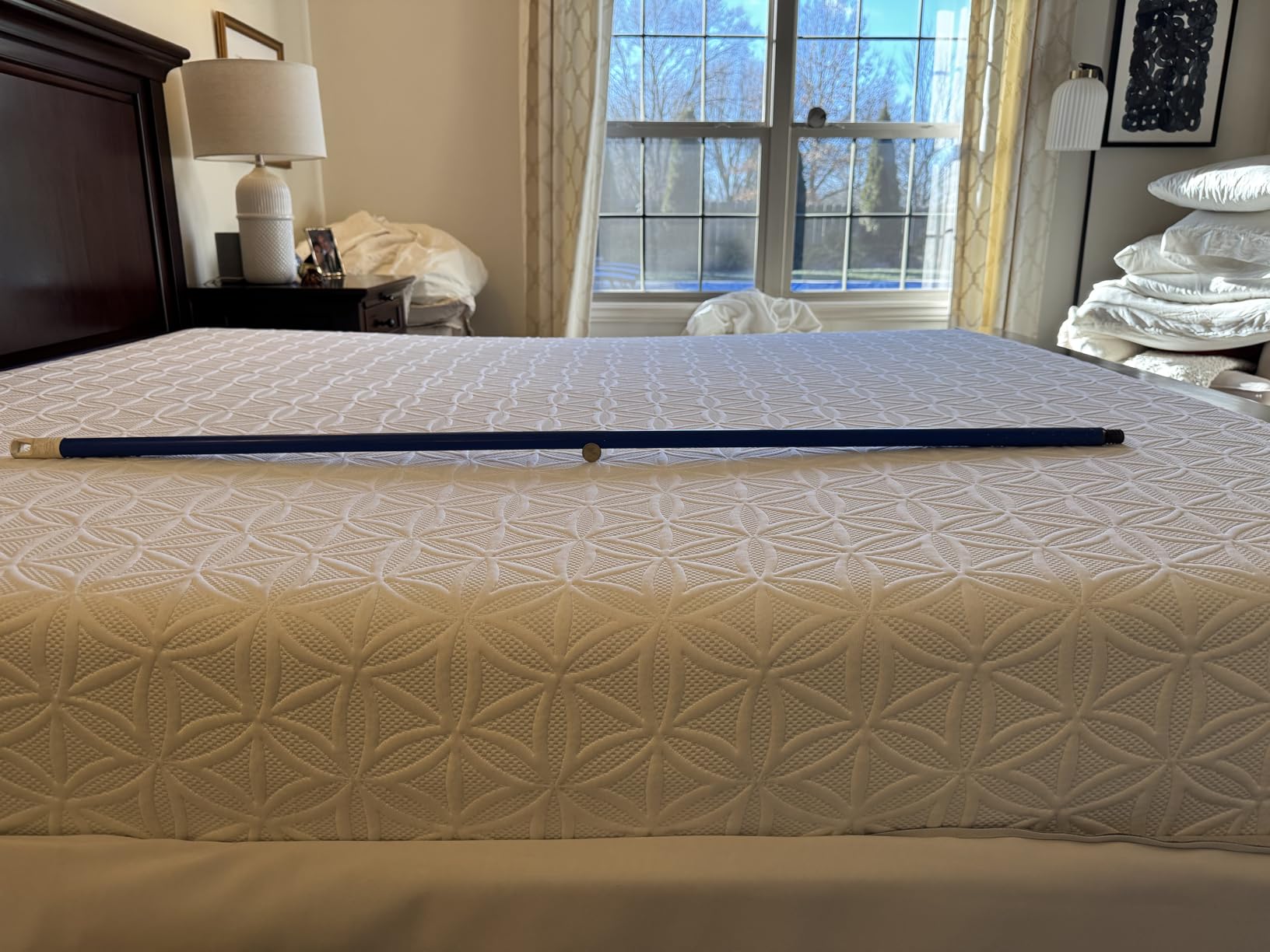 Tempur-Pedic LuxBreeze 2.0 Medium Hybrid, King customer photo 2