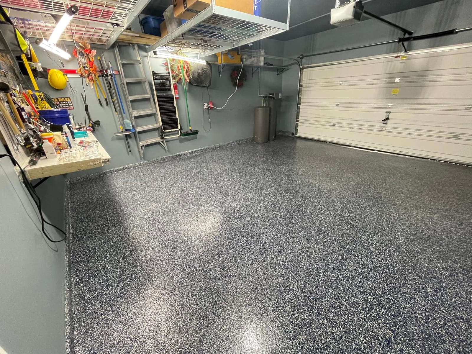 Clear Floor Epoxy Resin for Garages, Basements, Warehouses, Retail Stores and More | Highly Durable | Resistant to Scratches, Spills, and Stains | 3 Gallon Kit | 11.4 L customer photo 1