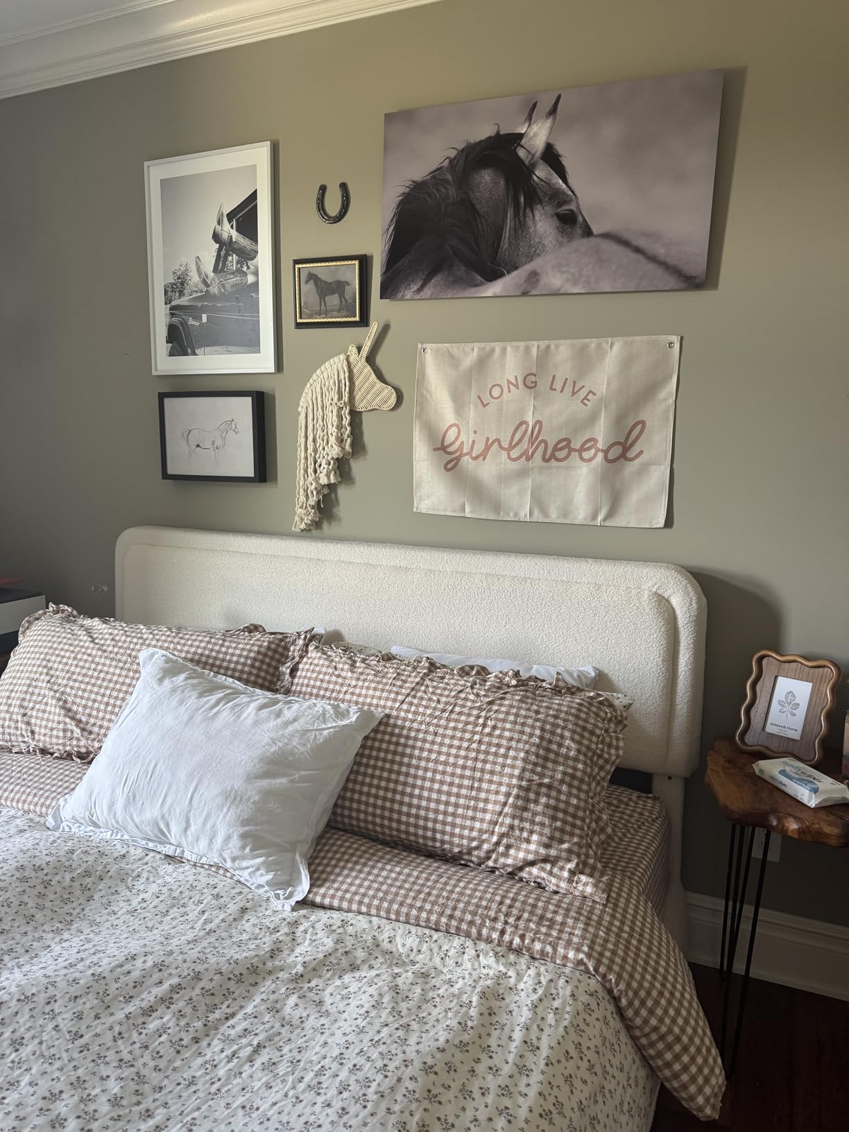 Aesthetic Floral Duvet Cover Queen Cozy Cotton Bedding Set Queen Shabby Chic Green Botanical French Style Duvet Cover Set Off White Comforter Cover with Fresh Flower Pattern, Breathable, Lightweight customer photo 1