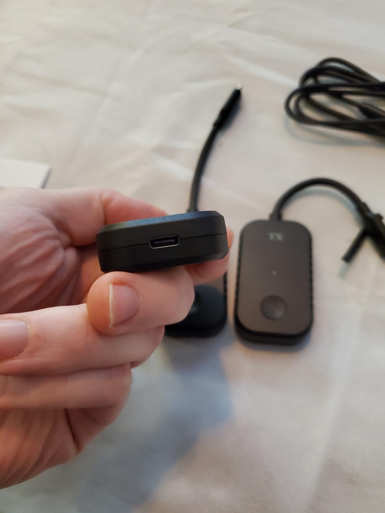 ClearClick Present+Share (USB-C Edition) - Wireless Presentation & Video Broadcasting System for Laptops & Smartphones (2 USB-C Transmitters, 1 HDMI Receiver) customer photo 1