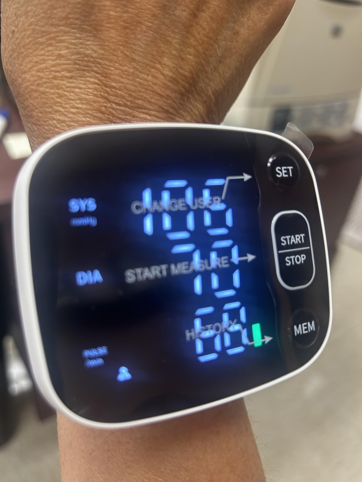 Oklar Wrist Blood Pressure Monitor, FDA Cleared Rechargeable BP Machine customer photo 2