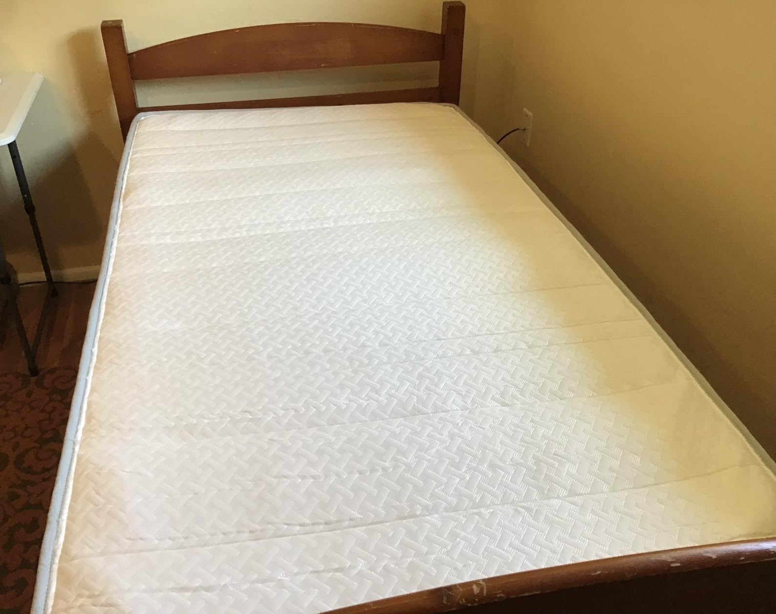 Zinus 8 Inch Twin Foam and Spring Hybrid Mattress, Medium Feel, Fiberglass Free, Durable Support, Mattress in a Box, CertiPUR-US & OEKO-TEX Certified Safe Materials customer photo 1