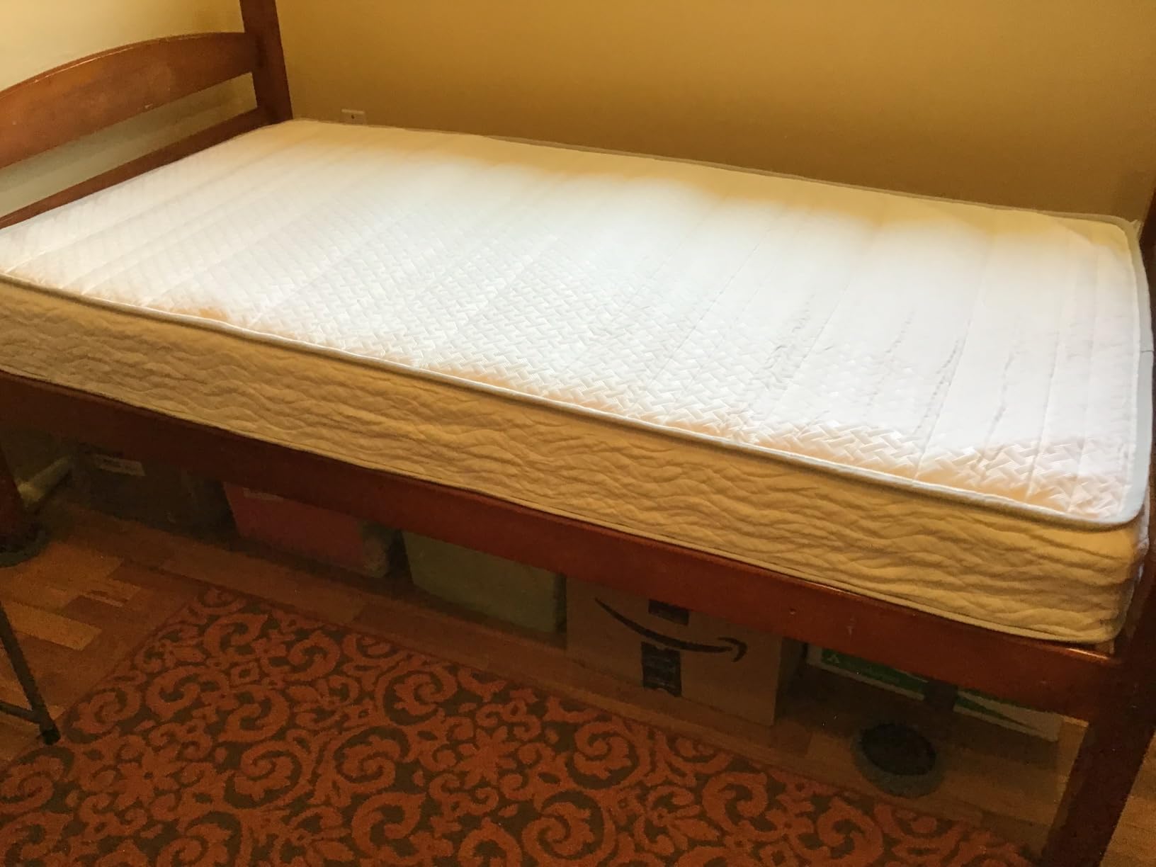 Zinus 8 Inch Twin Foam and Spring Hybrid Mattress, Medium Feel, Fiberglass Free, Durable Support, Mattress in a Box, CertiPUR-US & OEKO-TEX Certified Safe Materials customer photo 2