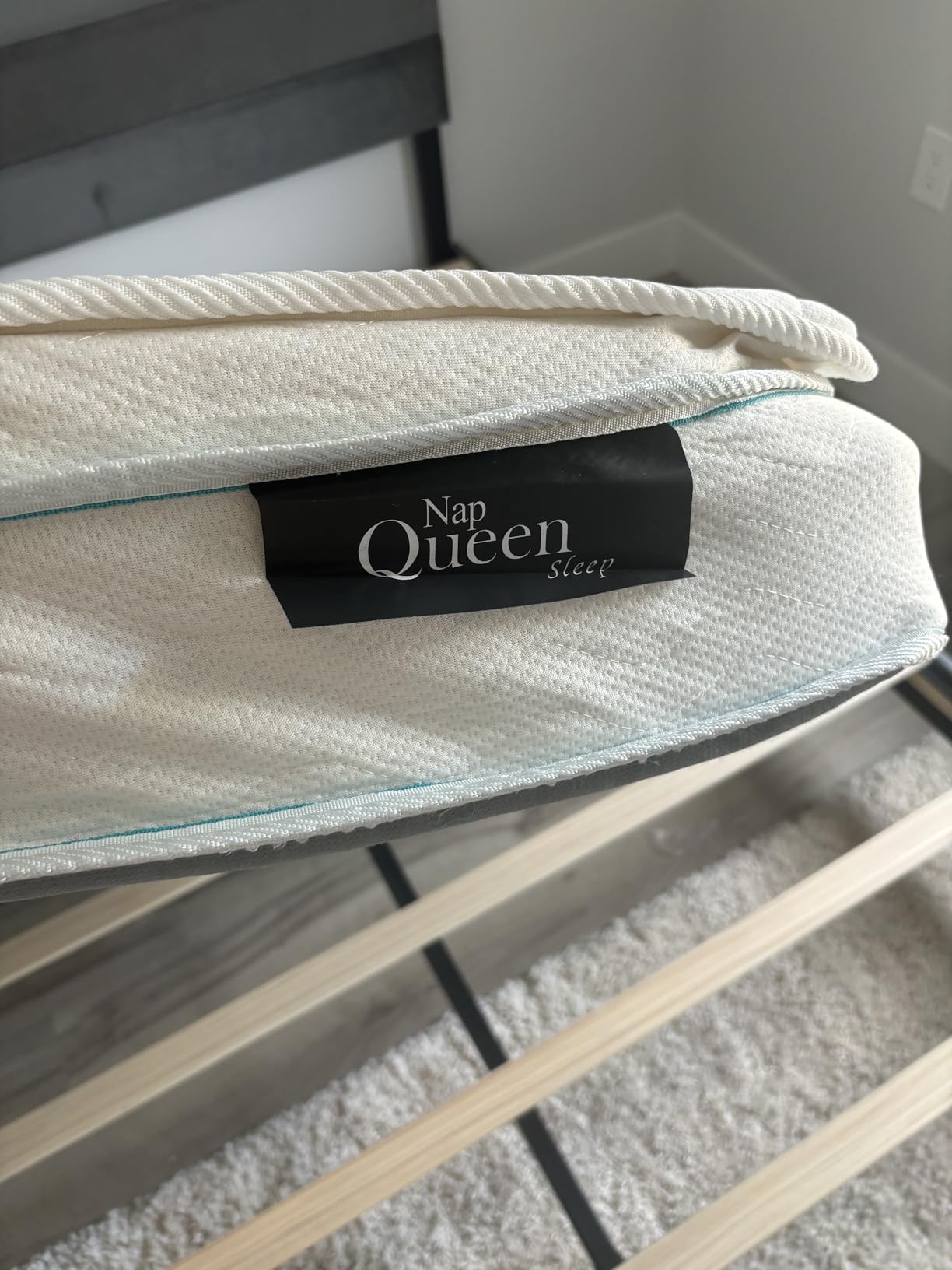 Zinus 6 Inch Queen Green Tea Memory Foam Mattress, Medium Firm Feel, Pressure-Relieving Comfort & Full-Body Support, CertiPUR-US Certified customer photo 1