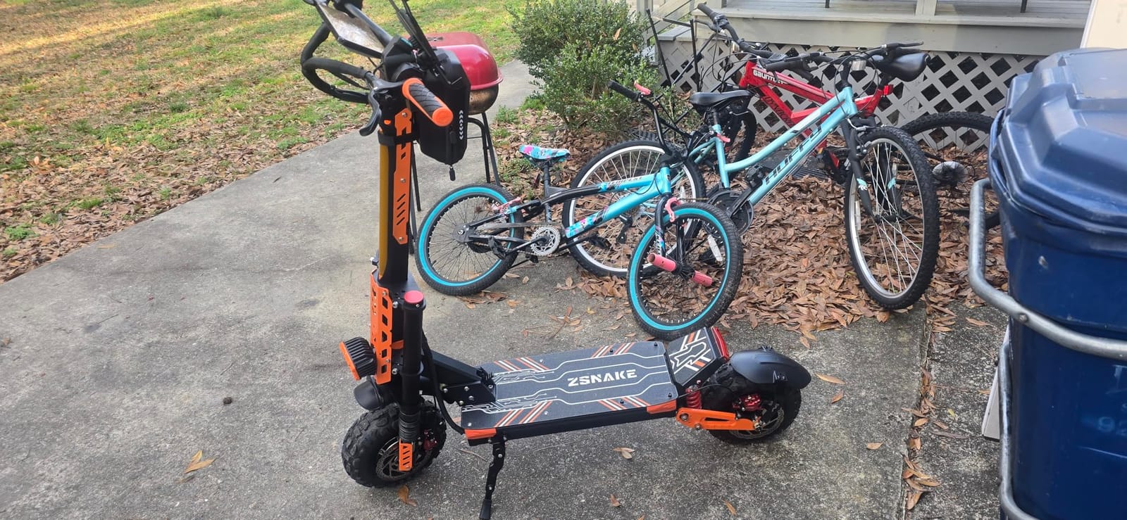 ZSNAKE Electric Scooter for Adults Dual Motor 5600W Peak Power 50 MPH Top Speed, 60V 30Ah Battery 60+ Miles Range,Dual Suspension and Disc Brakes 11