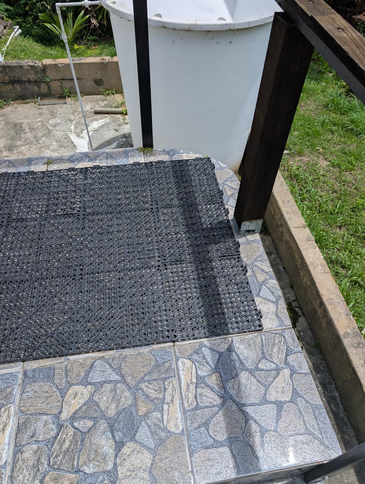 ToLanbbt Plastic Interlocking Deck Tiles 36 Pack 12