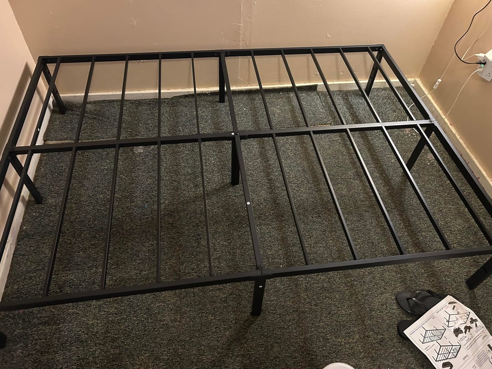 HLIPHA Metal Platform Bed Frame 18 Inch Tall, No Box Spring Needed, King Size Bed with Heavy Duty Strong Support Slats, Easy to Assemble, Black customer photo 2