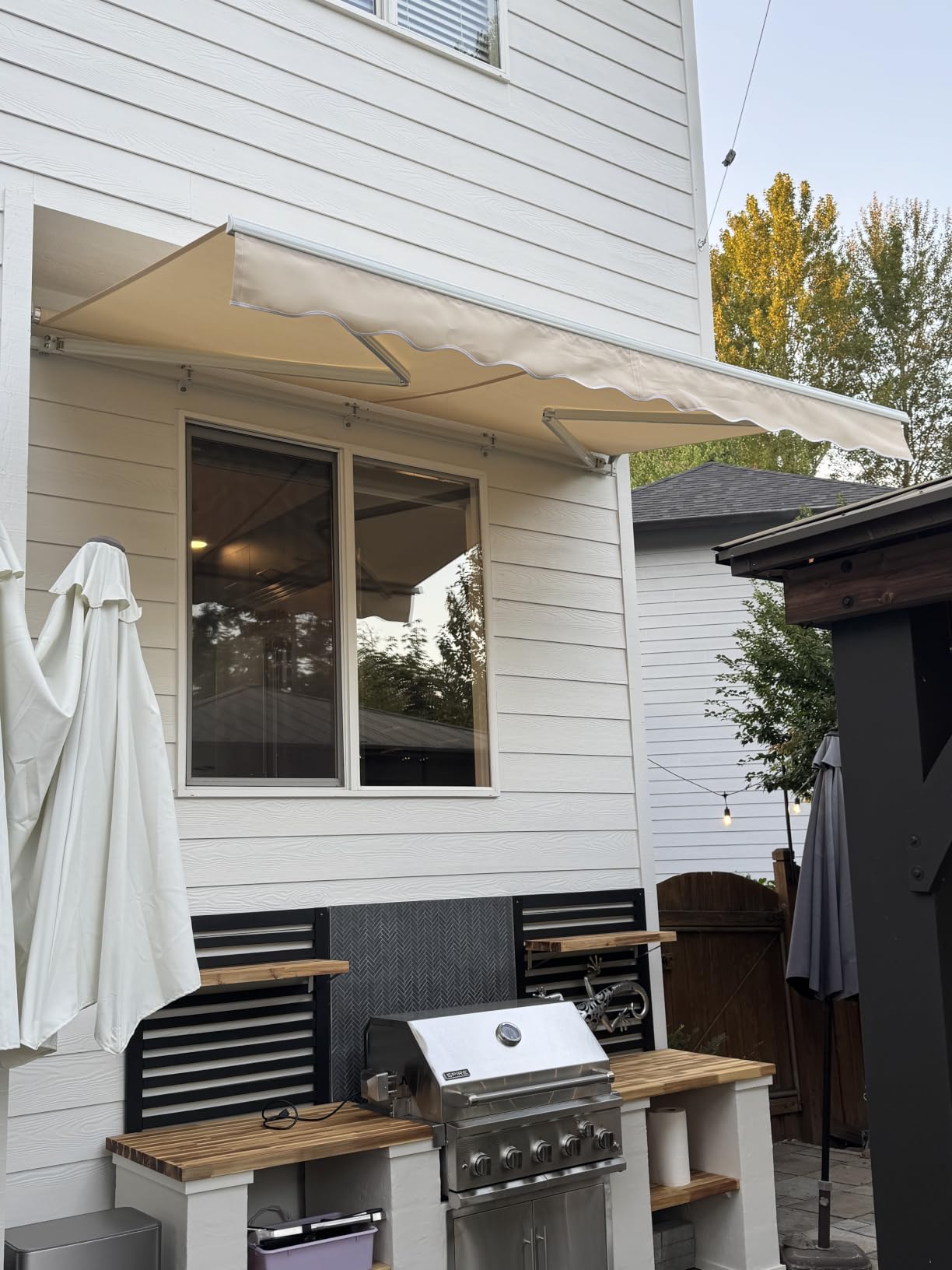 MCombo 12x8ft Manual Retractable Patio Awning Sunshade Canopy (Grey) customer photo 2