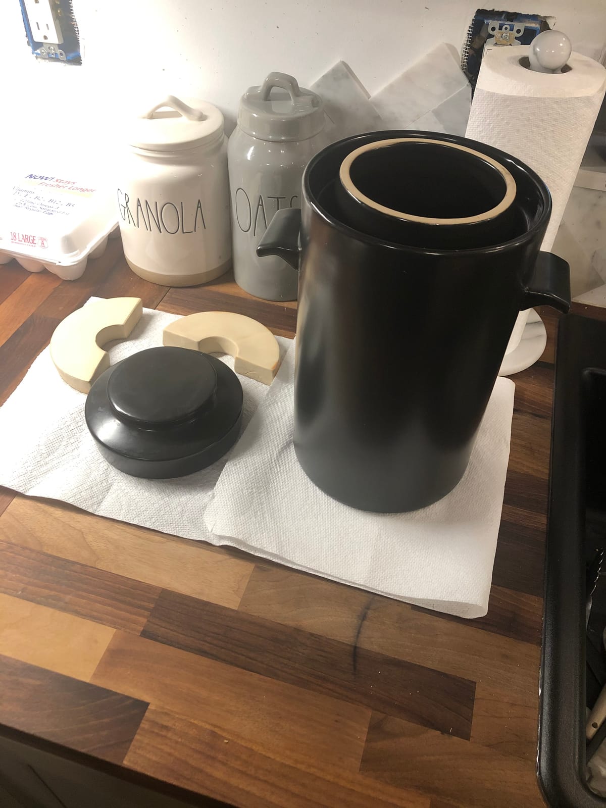 HomeBuddy Ivory Fermentation Crock (1 Gallon) with Weights, Acacia Wood Pounder and Recipie Book - Sauerkraut Fermentation Kit, Onggi Kimchi Jar, Fermenting Crock for Pickling or Sourdough customer photo 2