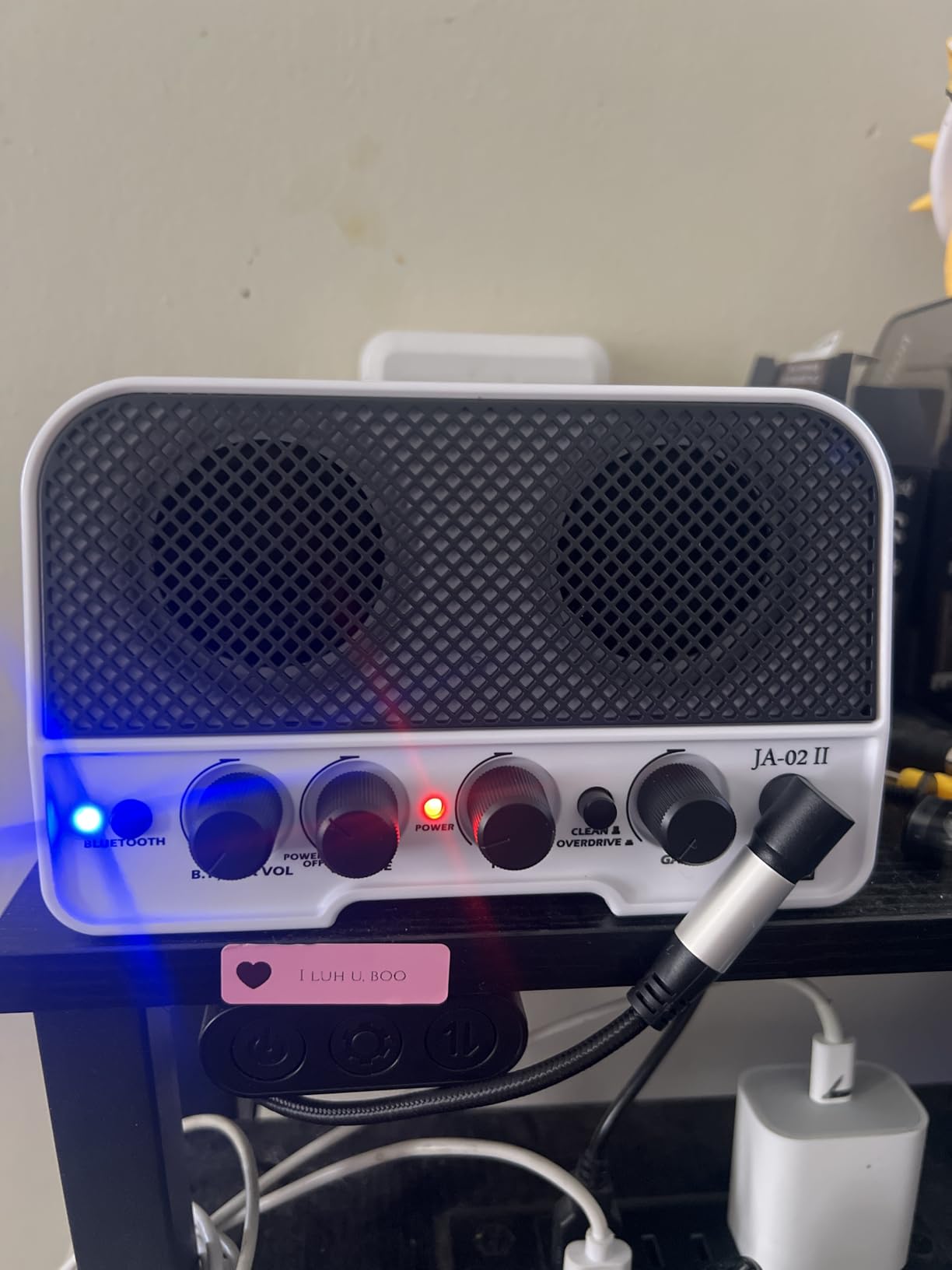 JOYO 5W Mini Guitar Amp Portable Electric Guitar Practice Amplifier with Bluetooth 5.0, Clean/Overdrive Channels, Rechargeable Battery, AUX & Headphone Out (JA-02 II Black) customer photo 1
