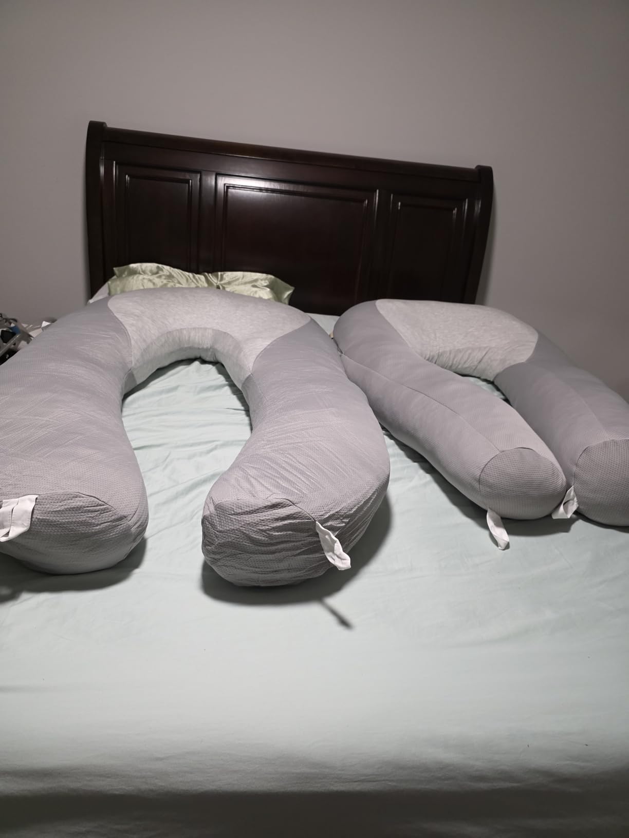 Hugl Cooling Body Pillow for Adults, U Shaped Pregnancy Pillow, Grey | CloudSupport Fill, Side Sleepers, Maternity Comfort, Postpartum Support, Hip and Knee Cushioning, All Night Comfort, Washable customer photo 1