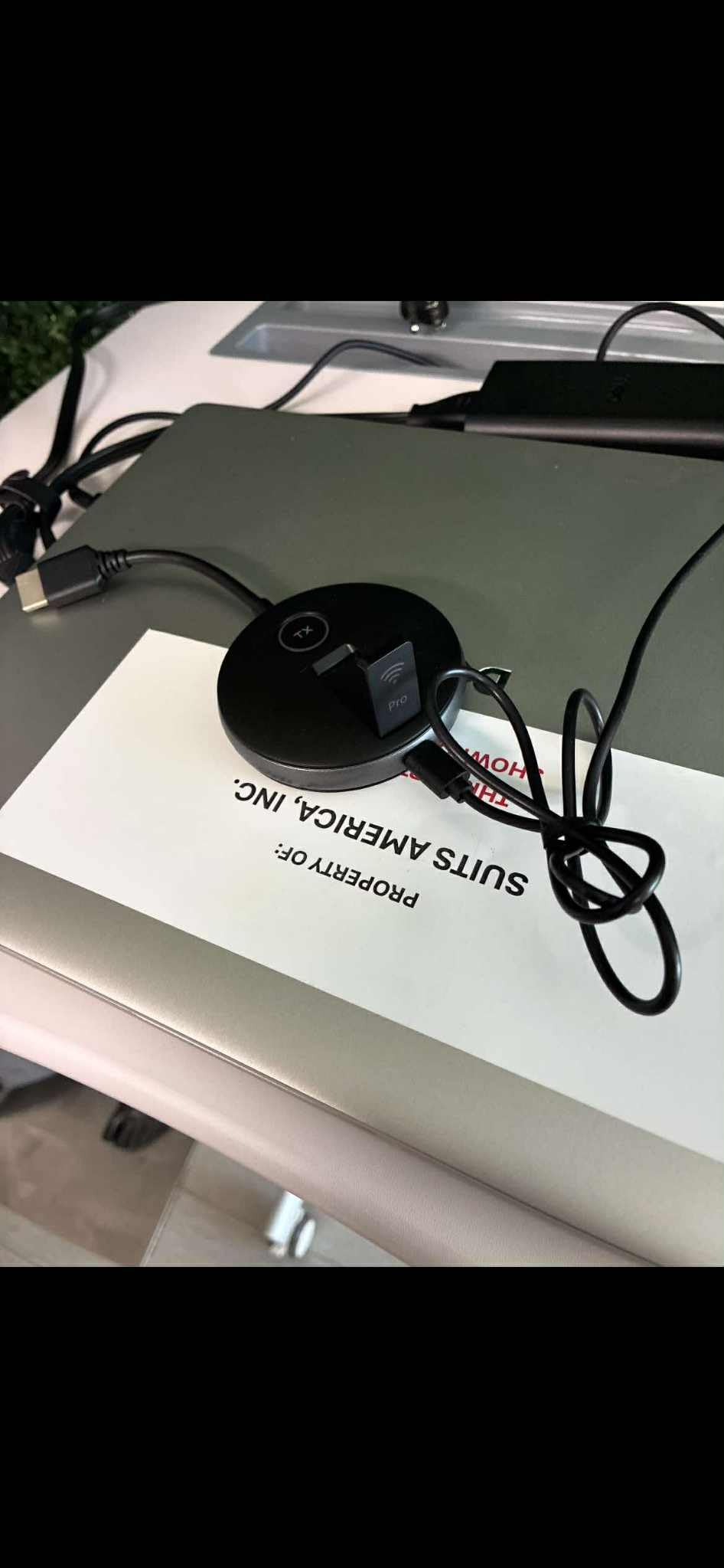 Wireless HDMI Transmitter and Receiver- Plug and Play Extender Kit, Multi-TV(1TX UP to 4RX), 50M/165FT @60Hz 5.8G/2.4G- Stream Video from Laptop to HDTV/Projector/Monitor customer photo 2