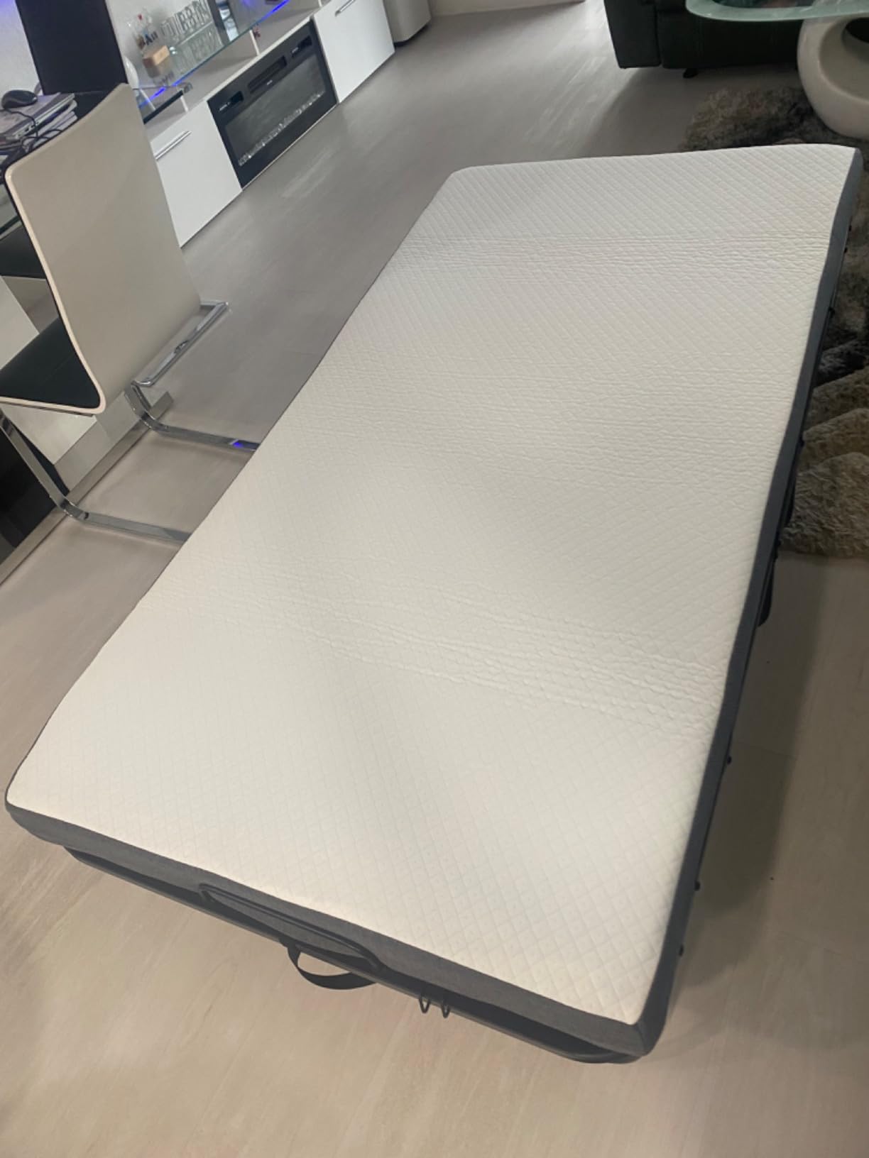 INTERGREAT Folding Bed with Mattress, Roll Away Beds with Mattress for Adults, Single Cot Foldable Rollaway Beds, 75