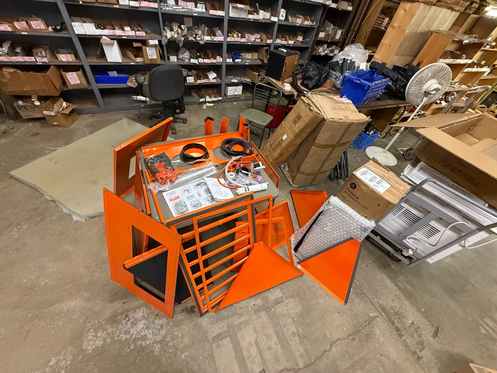 60 Gallon Sandblasting Cabinet, 40-120PSI Sand Blasting Cabinet with Stand, Heavy Duty Steel Sand Blaster with Blasting Gun & 4 Ceramic Nozzles for Paint, Stain, Rust Removal customer photo 1