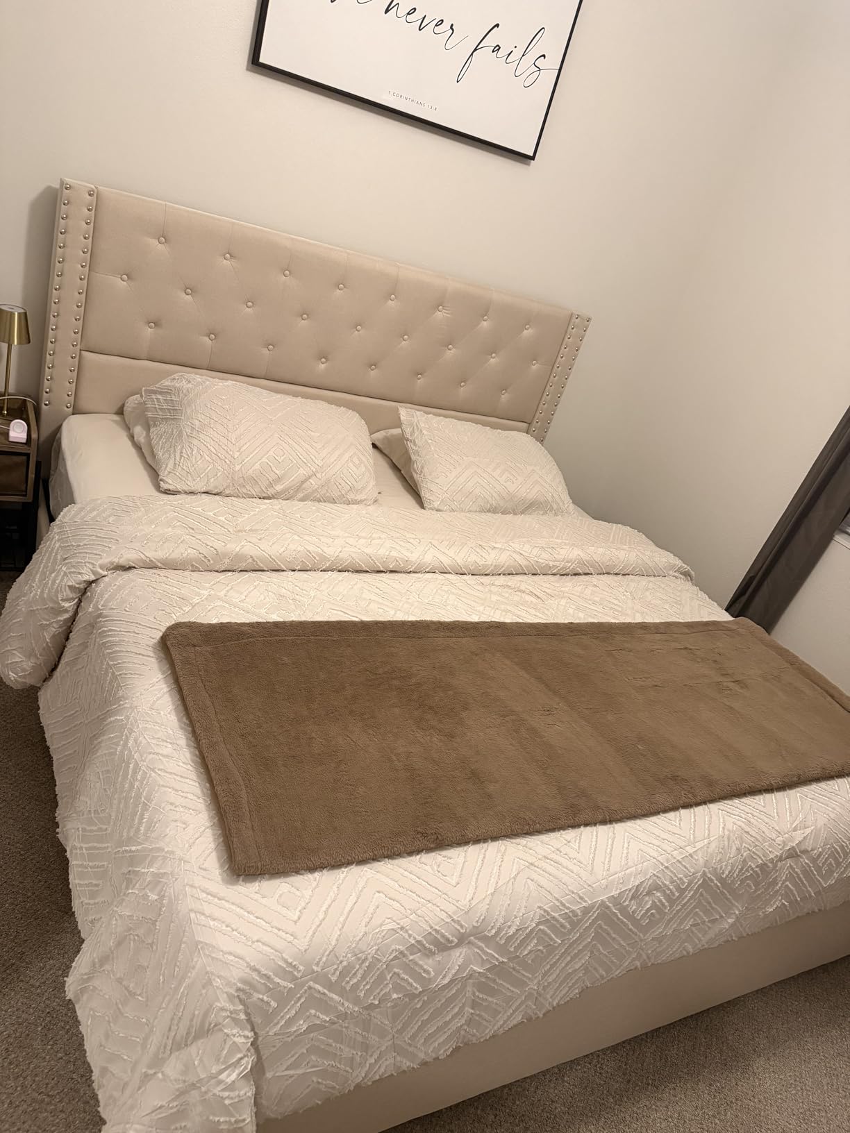 LARMACE King Size Bed Frame with 4 Storage Drawers and Tufted Headboard, Linen Upholstered Platform Bed Frame with Heavy Duty Wood Slats, No Box Spring Needed, Easy Assembly, Beige customer photo 1