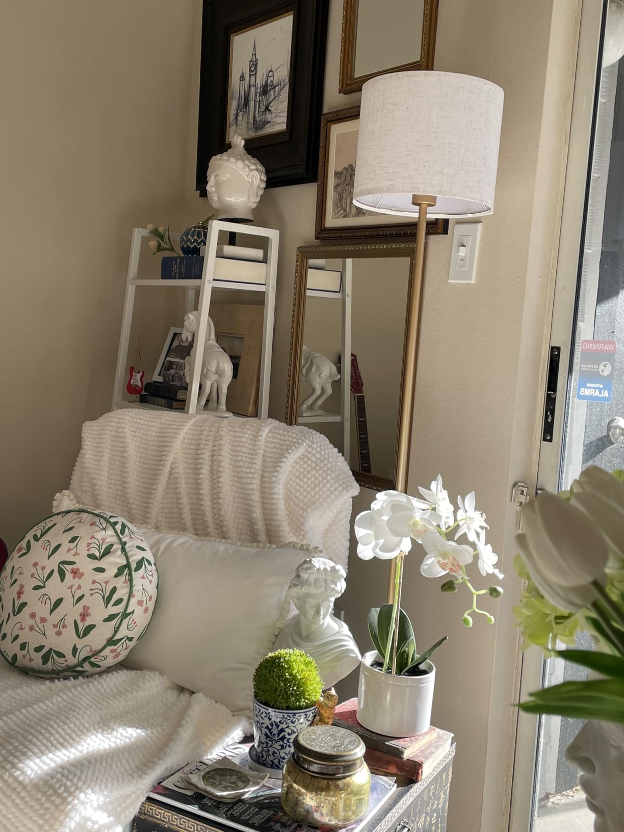 Ambimall 60'' Modern Floor Lamp with Shade, Tall Lamps for Living Room, Bedroom, Office, Dining Room, Beige Shade with Gold Pole (Without Bulb) customer photo 1