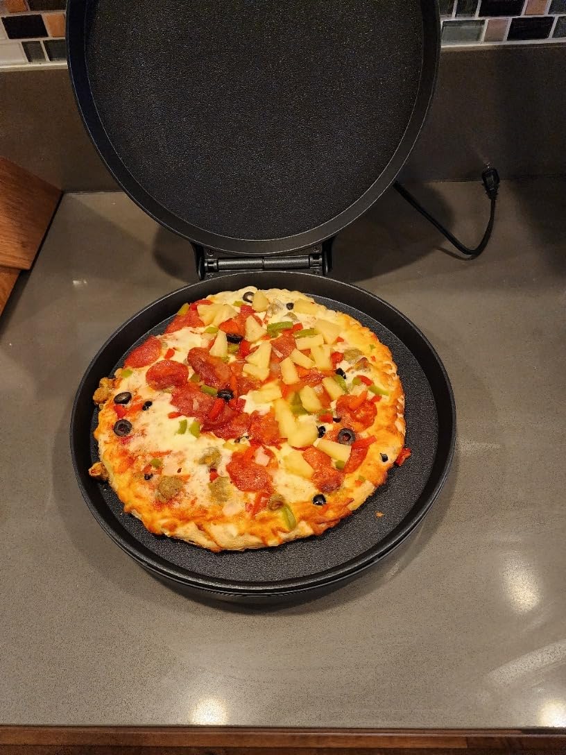 Chefman Everything Maker & Pizza Oven – 1440W Countertop Electric Pizza Maker with 12” Nonstick Cooking Plates, Plus Makes Quesadillas, Omelettes and More, with Indicator Lights and Vertical Storage customer photo 1