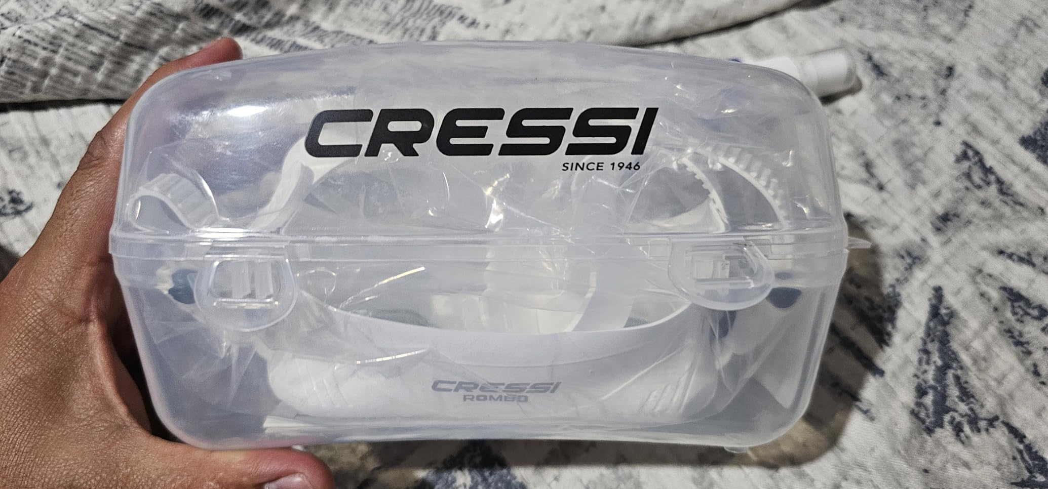 Cressi Rombo Dive Mask, Low-Volume, Double-Edge Skirt, Push-Button Buckles customer photo 2