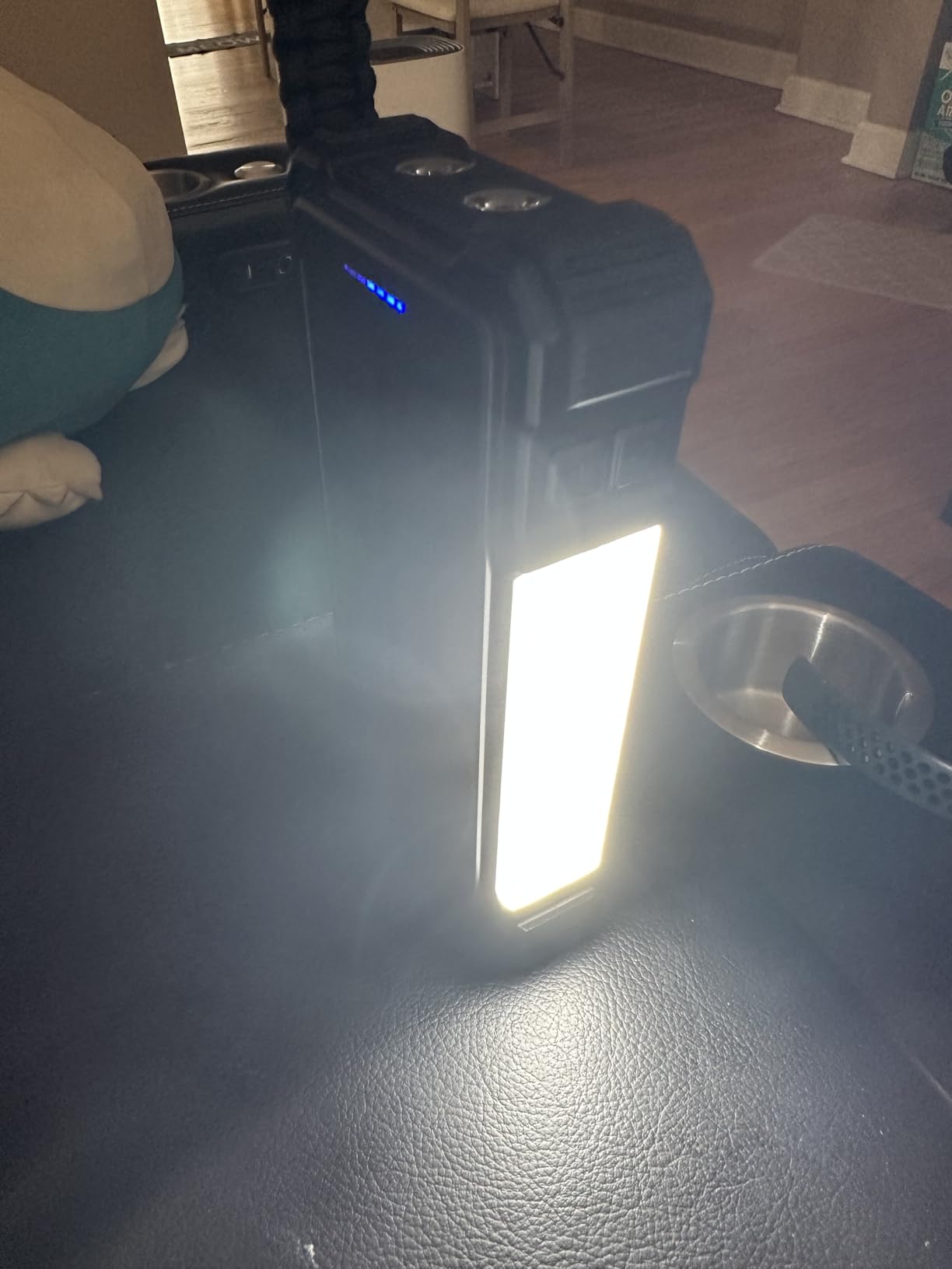 BLAVOR Solar Power Bank 20000mAh, Wireless Charger for Phones & Apple Watch customer photo 1