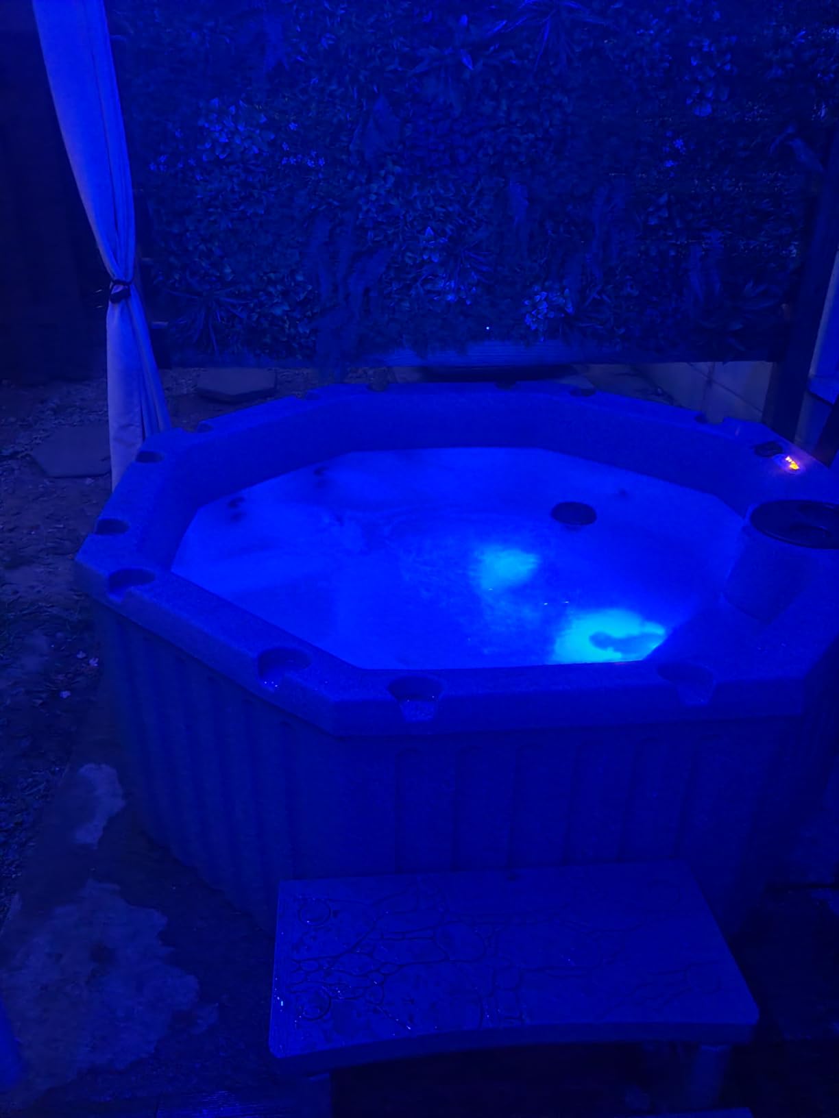 Aqualife by Strong Spas Invi 5 Person Rigid Resin Hot Tub Spa, 11 Jets, 2BHP 2-Speed Pump, Stainless Steel Heater, 120V Plug & Play, Full Foam Insulation, 4 Season Outdoor, LED, Cover and Filter customer photo 2